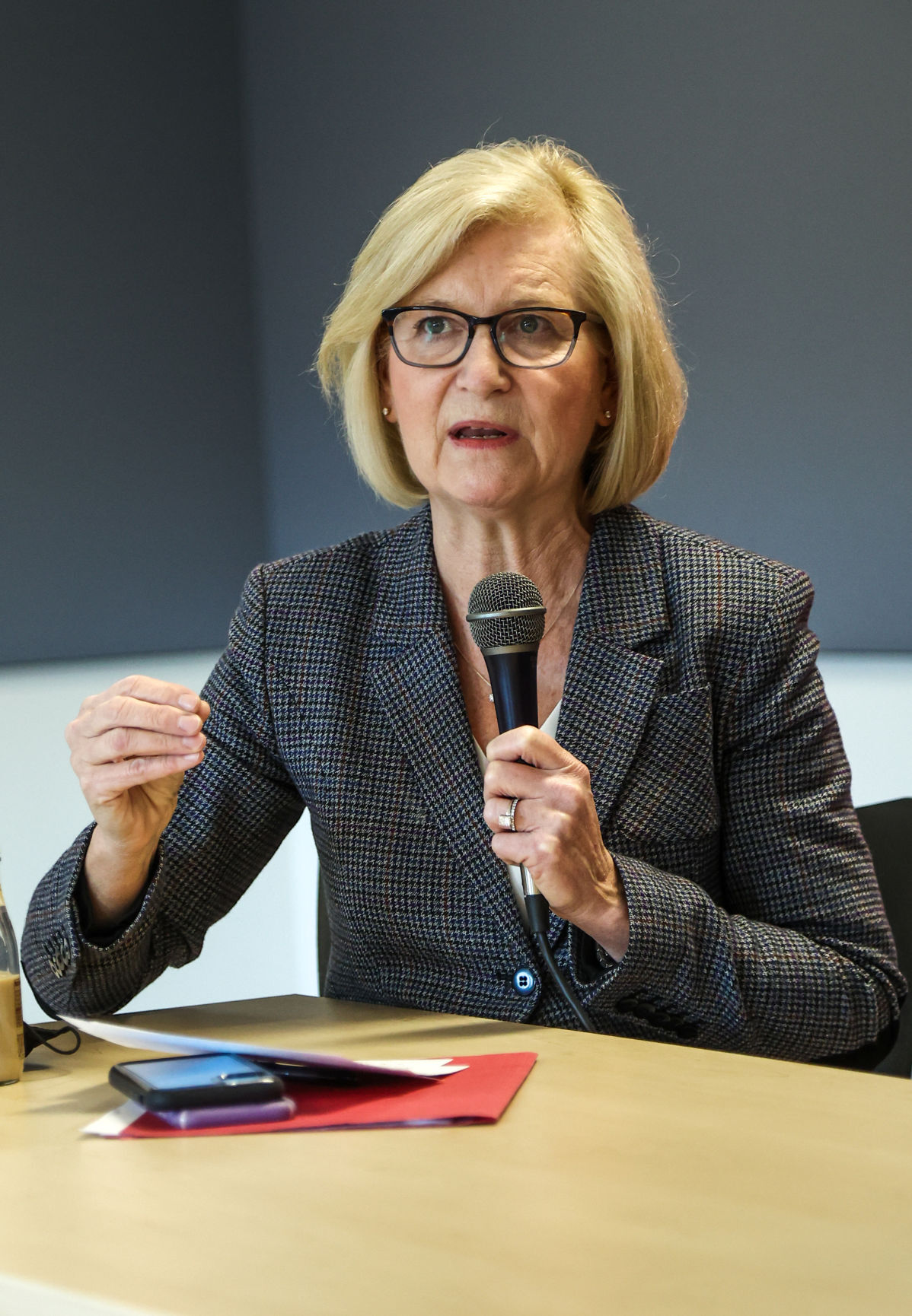 Indiana State Health Commissioner Dr. Kristina Box visits vaccine clinic